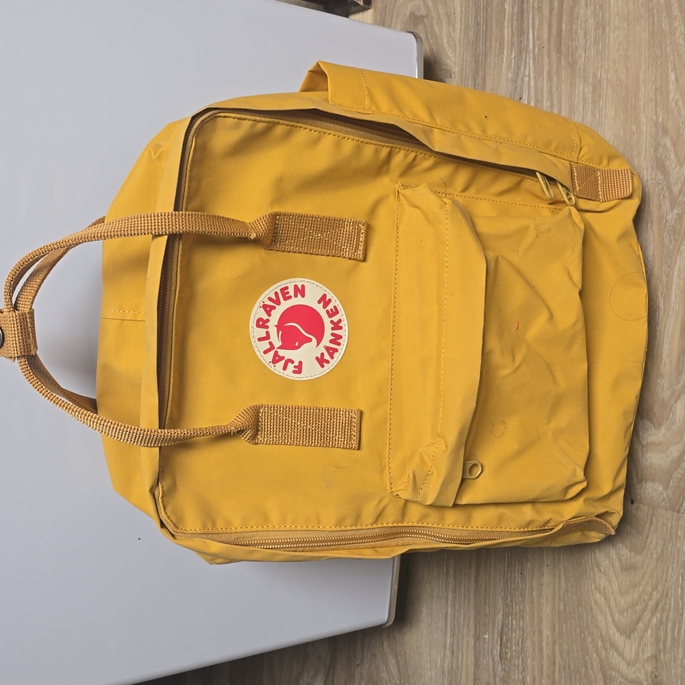 Fjallraven Kånken Ochre Backpack